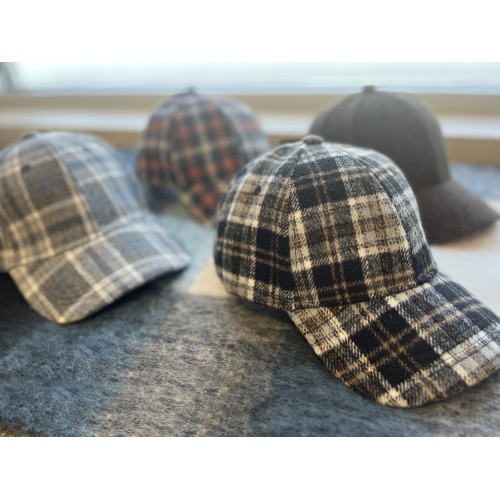 76500 PLAID BASEBALL HATS Grand Sierra Gloves